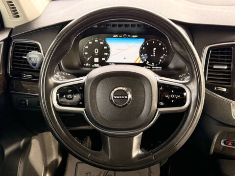 2018 Volvo XC90 T6 Momentum