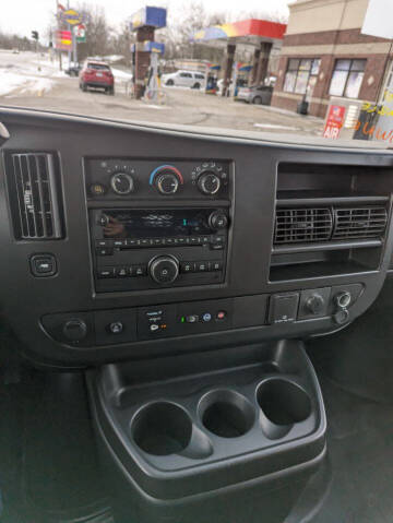 2021 Chevrolet Express 2500