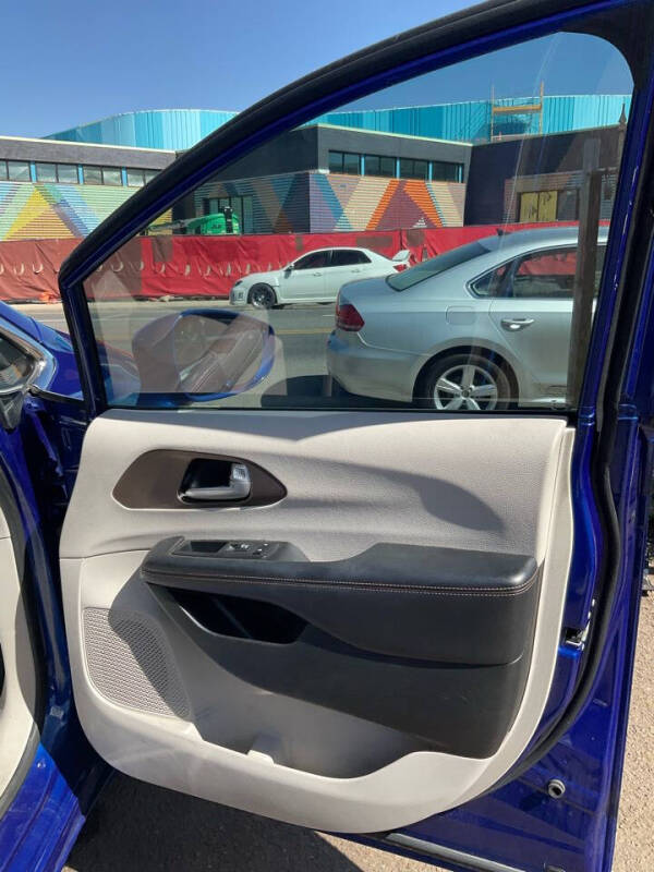 2018 Chrysler Pacifica Touring L