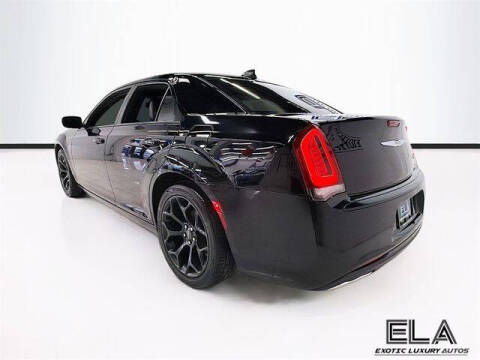 2019 Chrysler 300 S