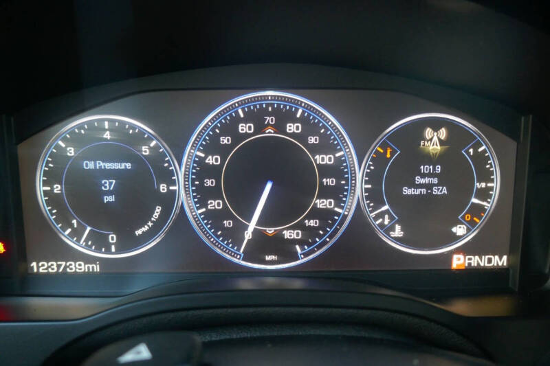 2015 Cadillac Escalade Luxury