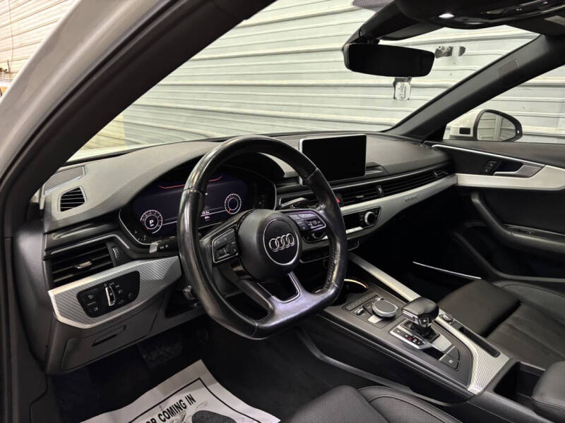 2017 Audi A4 2.0T quattro Premium Plus