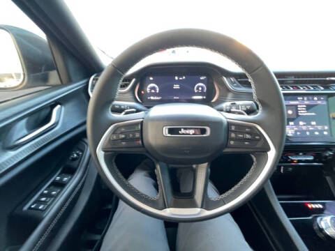 2024 Jeep Grand Cherokee Laredo X