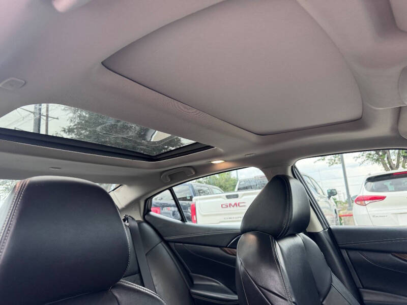 2017 Nissan Maxima Platinum