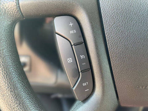 2023 Chevrolet Express 2500