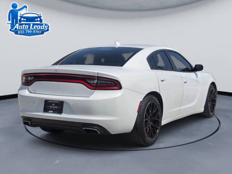 2015 Dodge Charger SXT