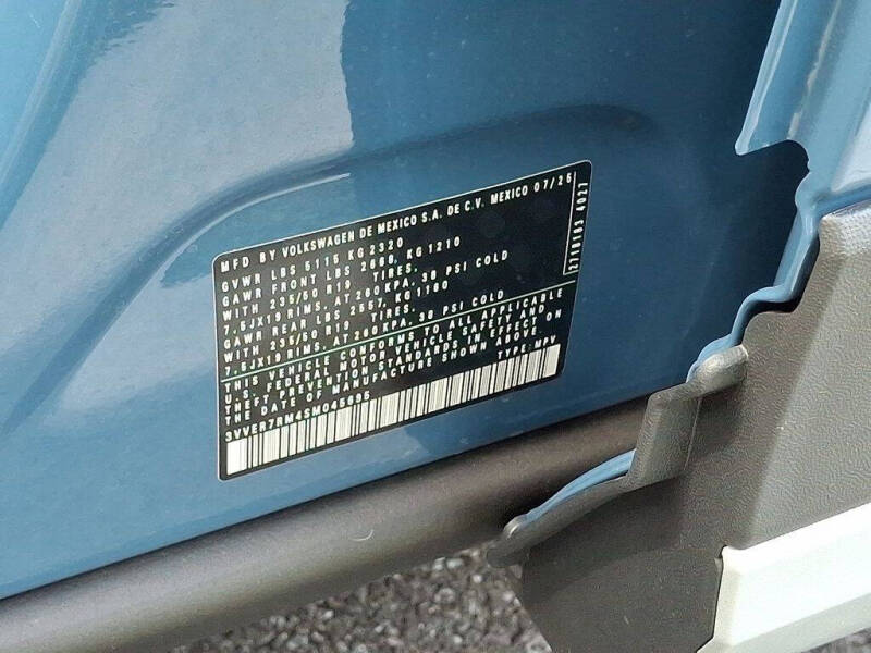 2025 Volkswagen Tiguan SE 4Motion