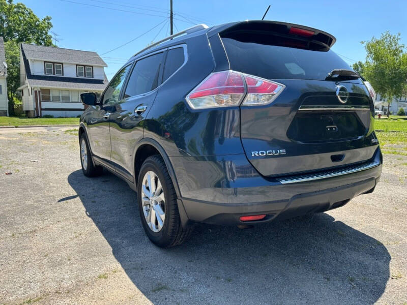 2015 Nissan Rogue SV