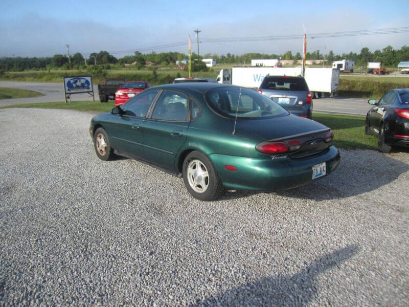 1999 Ford Taurus SE