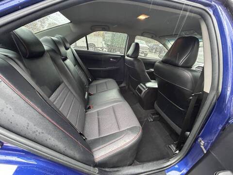 2015 Toyota Camry SE