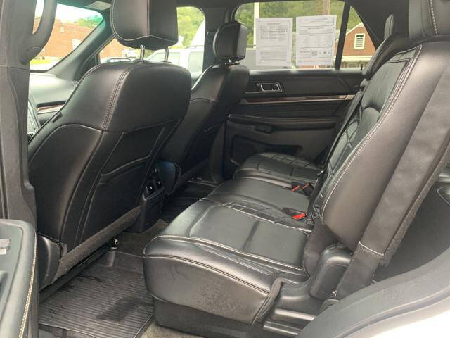 2017 Ford Explorer Platinum