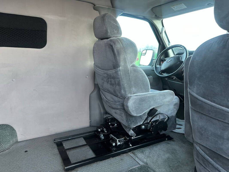 2010 Ford E-Series E-150