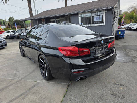 2017 BMW 5 Series 530i