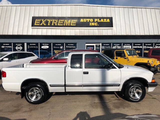 2000 Chevrolet S-10 for sale at Extreme Auto Plaza in Des Moines, IA