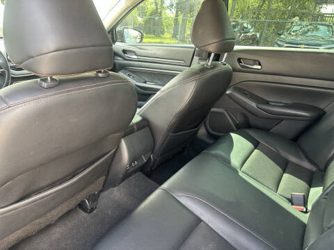 2021 Nissan Altima 2.5 SR