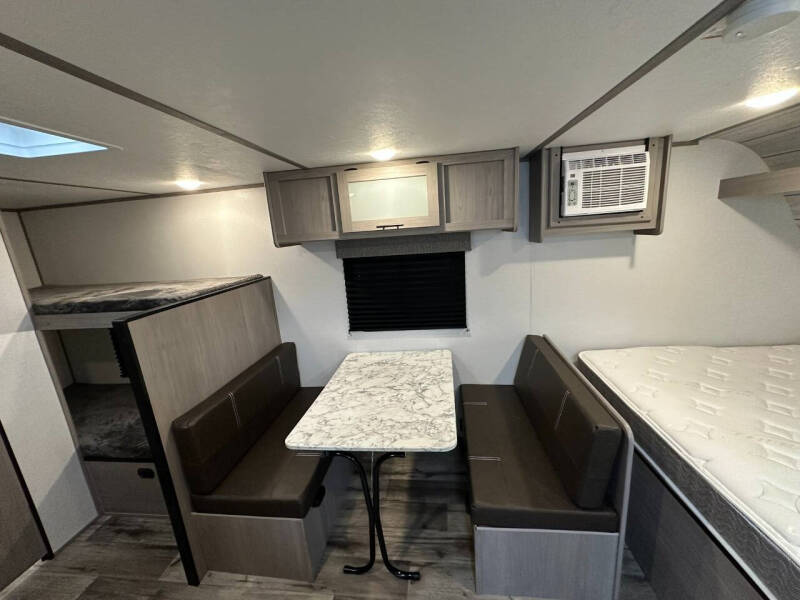 2023 Keystone RV Dutchmen Coleman 17B