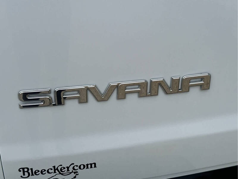 2024 GMC Savana 2500