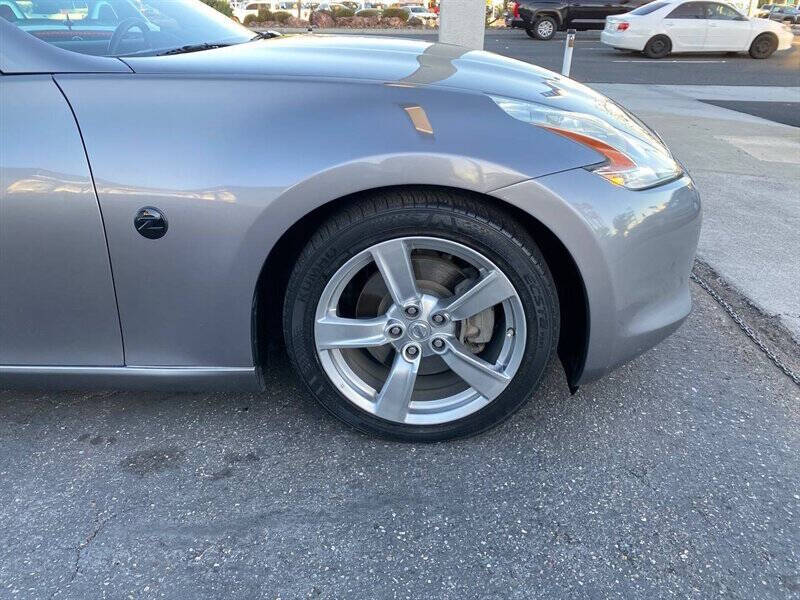 2009 Nissan 370Z Touring