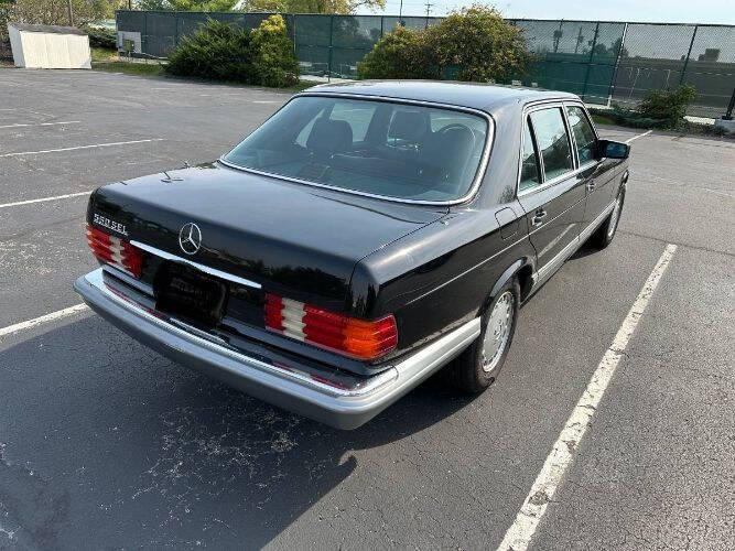 1987 Mercedes-Benz 500-Class