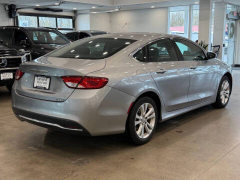 2016 Chrysler 200 Limited