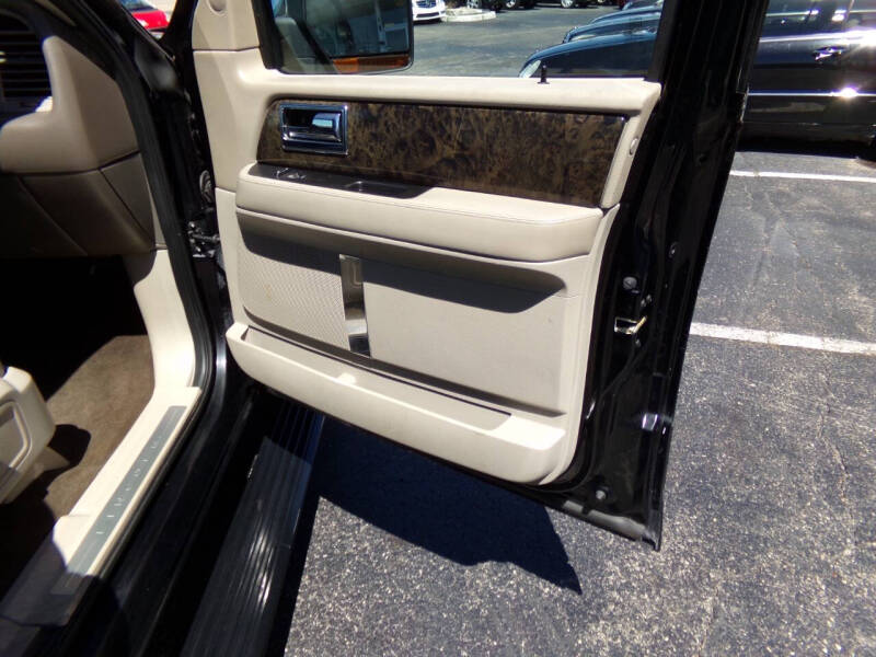 2016 Lincoln Navigator L Select