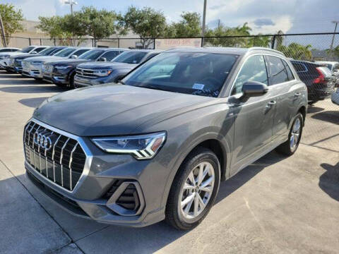 2024 Audi Q3 quattro S line Premium 45 TFSI