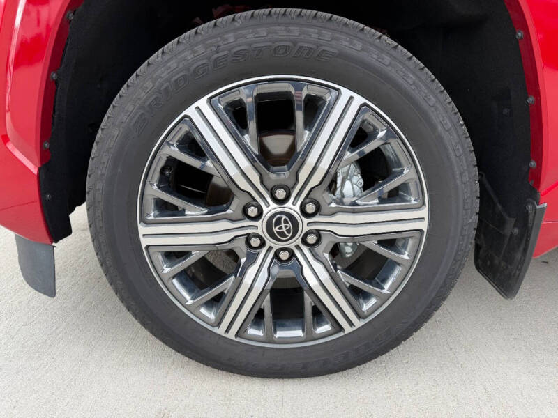 2023 Toyota Sequoia Capstone