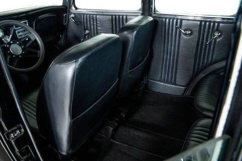 1933 Ford Super Deluxe