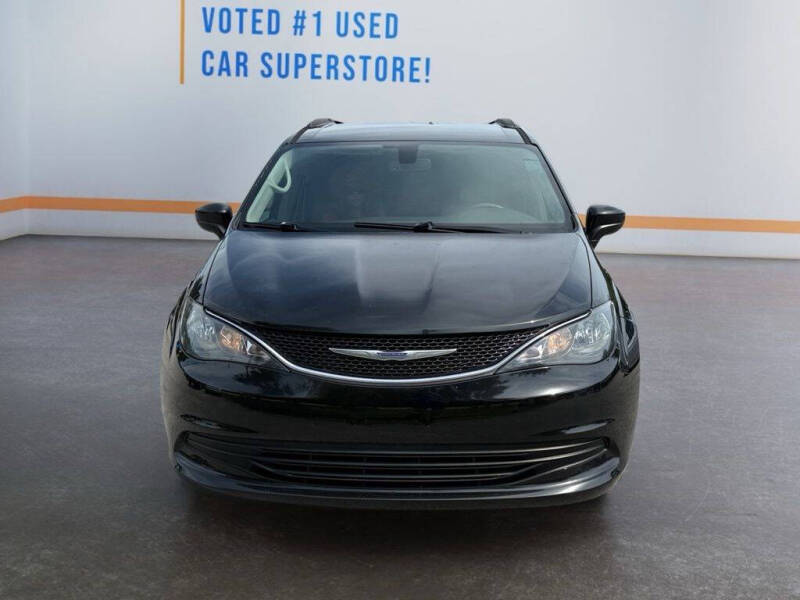 2020 Chrysler Voyager LXi