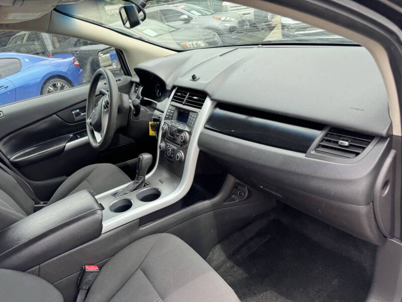 2013 Ford Edge SE