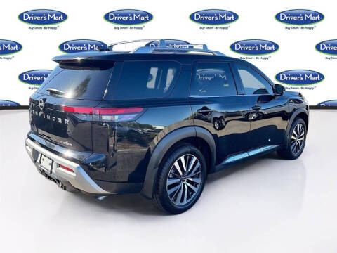 2022 Nissan Pathfinder Platinum