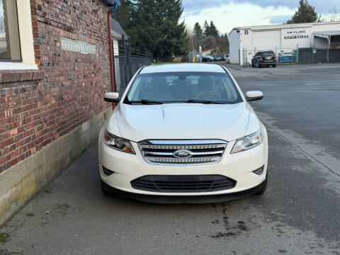 2011 Ford Taurus SEL