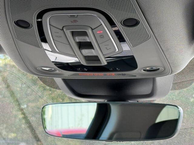 2019 Audi e-tron quattro Premium Plus