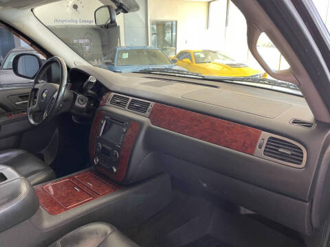 2011 Chevrolet Avalanche LTZ