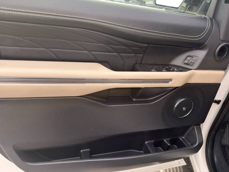 2024 Ford Expedition MAX Platinum