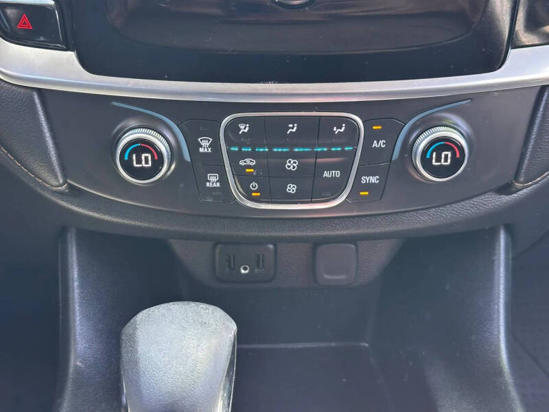 2021 Chevrolet Traverse LS