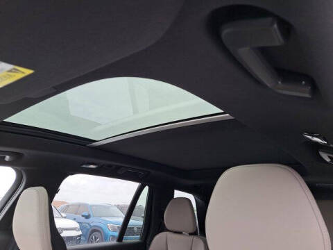 2026 Volvo XC90 T8 Plus 7P