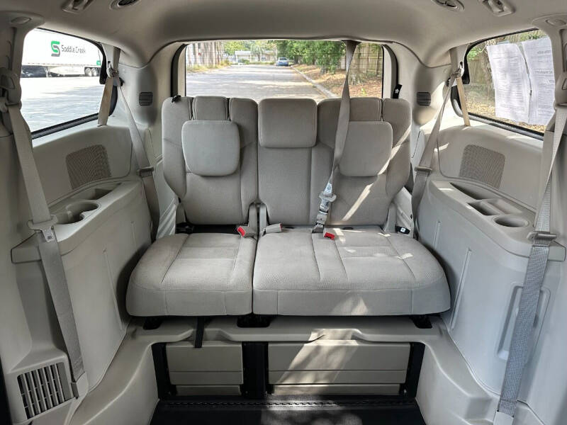 2015 Dodge Grand Caravan American Value Package