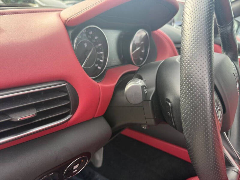 2022 Maserati Levante Modena