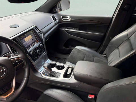 2017 Jeep Grand Cherokee Altitude