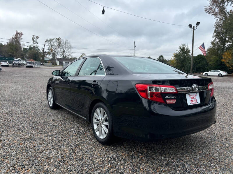 2013 Toyota Camry XLE photo 8