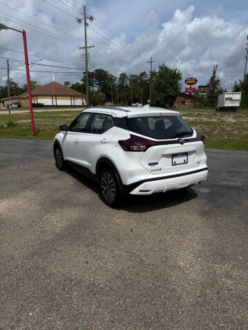 2023 Nissan Kicks SV