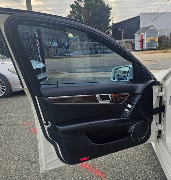 2012 Mercedes-Benz C-Class C 300 Sport 4MATIC