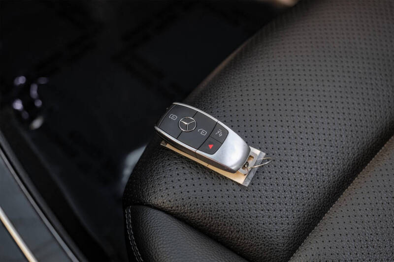 2021 Mercedes-Benz C-Class C 300