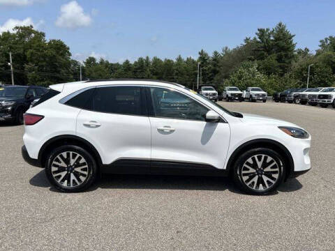 2020 Ford Escape SEL