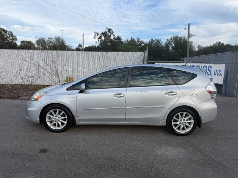 2013 Toyota Prius v Five
