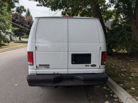 2013 Ford E-Series E-250