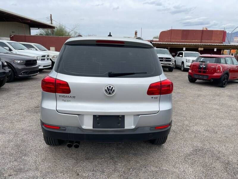 2014 Volkswagen Tiguan SE photo 10