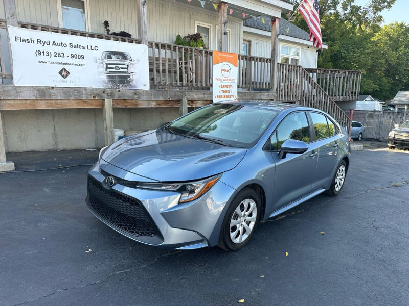 2021 Toyota Corolla for sale at Flash Ryd Auto Sales in Kansas City KS