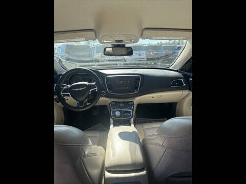 2015 Chrysler 200 C